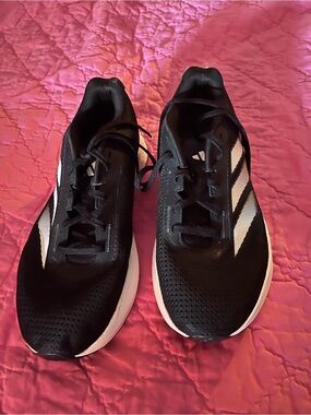 adidas Black and White Performance Running Shoes womens 10 men’s 8.5 worn once